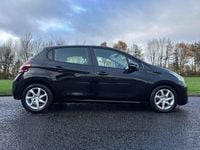 Used Peugeot 208 Active 68 HP (50 kW) 2013 Black Hatchback