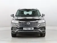 Używany VW Touareg SEL 286 KM (210 kW) 2018 Czarny SUV