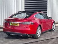 Used Tesla Model S 314 kW (428 HP) 2016 Red Hatchback