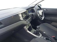 Used VW Polo Life 95 HP (69 kW) 2023 White Hatchback