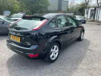 Used Ford Focus Zetec 110 HP (80 kW) 2010 Black Hatchback