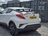 Used Toyota C-HR Design 122 HP (89 kW) 2019 White SUV