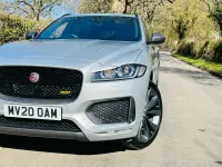 Używany Jaguar F-Pace 300 KM (220 kW) 2020 Srebrny SUV
