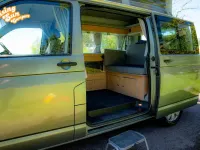 Second-hand VW Transporter 104 CP (76 kW) 2004 Verde Van
