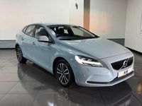 Used Volvo V40 Momentum 120 HP (88 kW) 2018 Blue Hatchback