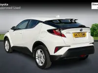 Used Toyota C-HR 122 HP (89 kW) 2022 White SUV