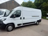 Used Peugeot Boxer 140 HP (102 kW) 2021 White Van