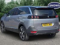 Usado Peugeot 5008 GT 131 HP (96 kW) 2023 Cinzento SUV