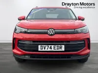 Używany VW Tiguan Match 150 KM (110 kW) 2024 Czerwony SUV