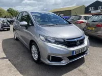 Używany Honda Jazz SE 102 KM (75 kW) 2018 Srebrny Hatchback