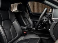 Used Porsche Macan 265 HP (194 kW) 2022 Black SUV