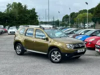 Used Dacia Duster Lauréate 125 HP (91 kW) 2016 Green SUV