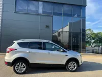 Second-hand Ford Kuga Titanium 180 CP (132 kW) 2018 Argintiu SUV