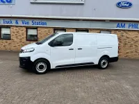 Used Vauxhall Vivaro 100 HP (73 kW) 2022 White MPV