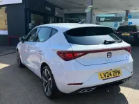 Used Seat Leon FR Sport 272 HP (200 kW) 2024 White Hatchback