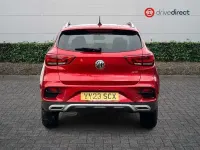 Usado MG ZS Exclusive 111 HP (81 kW) 2023 Vermelho SUV