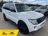 Used Mitsubishi Shogun 197 HP (144 kW) 2013 White SUV