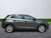 Used Vauxhall Grandland X Business Edition 130 HP (95 kW) 2020 Grey SUV