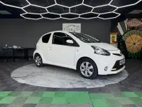 Used Toyota Aygo 68 HP (50 kW) 2012 White Hatchback