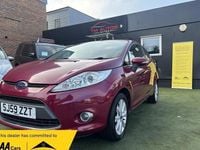 Used Ford Fiesta Zetec 82 HP (60 kW) 2009 Red Hatchback