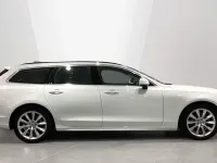 Used Volvo V90 Momentum 197 HP (144 kW) 2022 White Estate
