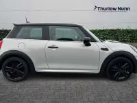 Used Mini Cooper Hatch 136 HP (100 kW) 2021 Silver Hatchback