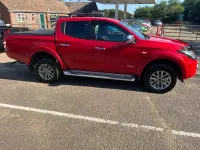 Used Mitsubishi L200 2017 Red Pickup