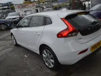 Used Volvo V40 Inscription 152 HP (111 kW) 2018 White Hatchback