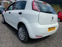 Used Fiat Punto Pop 69 HP (50 kW) 2012 White Hatchback