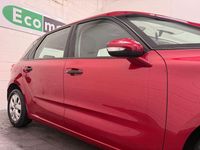 Used Citroën C4 Picasso PureTech 2016 Red MPV