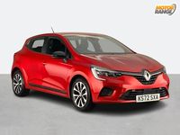 Used Renault Clio V Evolution 90 HP (66 kW) 2023 Red Hatchback