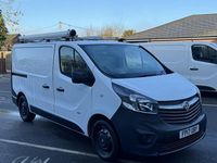 Used Vauxhall Vivaro S 95 HP (69 kW) 2017 White MPV