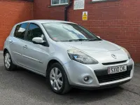 Used Renault Clio Privilege 86 HP (63 kW) 2010 Silver Hatchback