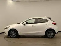 Used Mazda 2 Inclusive 90 HP (66 kW) 2020 White Hatchback