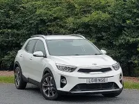Used Kia Stonic 2018 White SUV