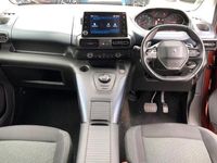 Second-hand Peugeot Rifter Allure 127 CP (93 kW) 2020 Monovolum