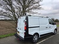 Used Vauxhall Vivaro 90 HP (66 kW) 2016 White MPV