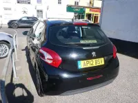 Used Peugeot 208 Active 68 HP (50 kW) 2012 Black Hatchback