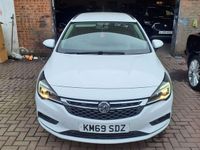 Used Vauxhall Astra Design Edition 134 HP (98 kW) 2019 White Estate