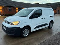 Used Citroën Berlingo Start 75 HP (55 kW) 2020 White MPV
