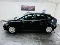 Używany Ford Focus Titanium 110 KM (80 kW) 2010 Czarny Hatchback