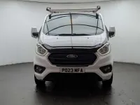 Begagnad Ford Transit Custom Limited 130 HK (95 kW) 2023 Vit Van