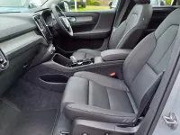 Usado Volvo XC40 Ultra 195 HP (143 kW) 2025 Cinzento SUV