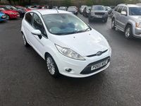 Used Ford Fiesta Titanium 96 HP (70 kW) 2011 White Hatchback