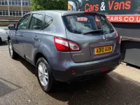 Used Nissan Qashqai Acenta 106 HP (77 kW) 2010 Grey SUV