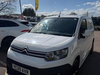 Used Citroën Berlingo 100 HP (73 kW) 2020 White MPV