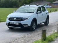 Usado Dacia Sandero Comfort 90 HP (66 kW) 2018 Branco Citadino