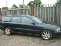 used Volvo V70 2.4