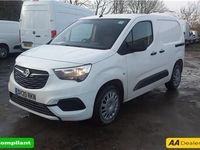 used Vauxhall Combo 1.5 L1H1 2300 SPORTIVE S/S 101 BHP IN WHITE WITH 69,700 MILES AND A FULL SERVICE HISTORY, 1 OWNER FR