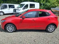 Used Mazda 2 75 HP (55 kW) 2016 Red Hatchback